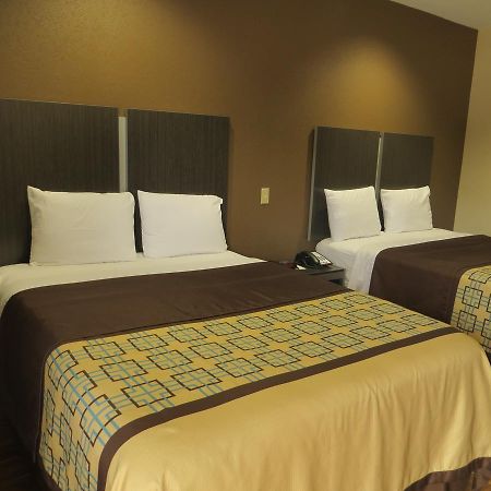 Scottish Inn&Suites Baytown Zewnętrze zdjęcie
