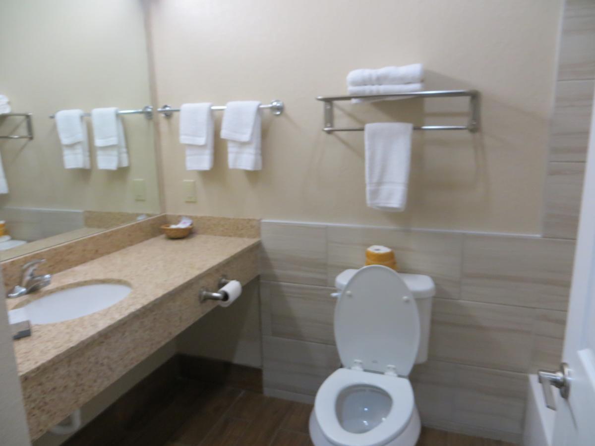 Scottish Inn&Suites Baytown Zewnętrze zdjęcie