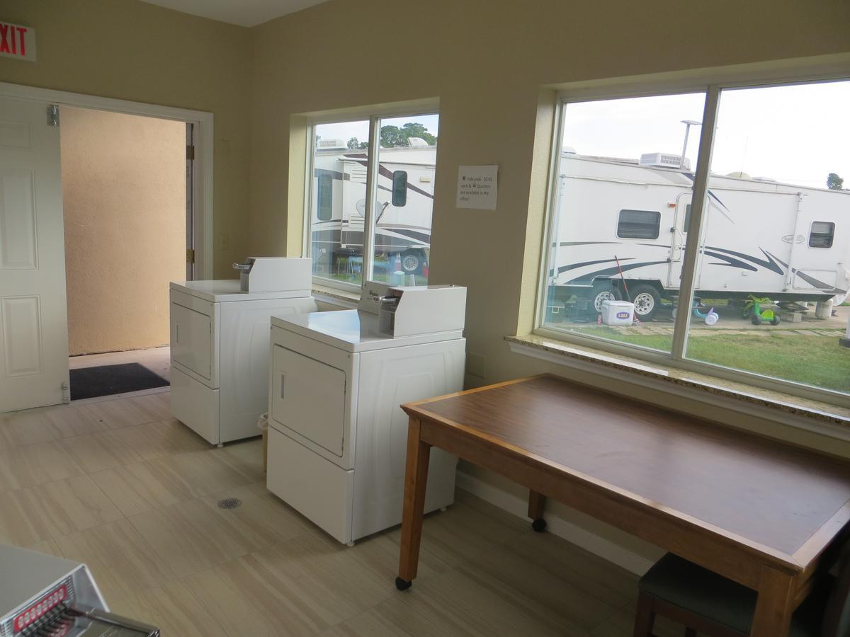 Scottish Inn&Suites Baytown Zewnętrze zdjęcie