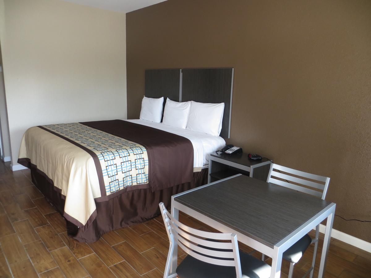 Scottish Inn&Suites Baytown Zewnętrze zdjęcie